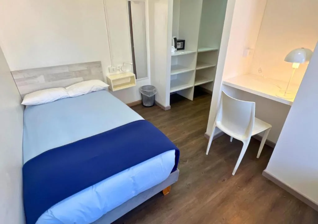 Habitación Privada Doble — The Hostel Santiago
